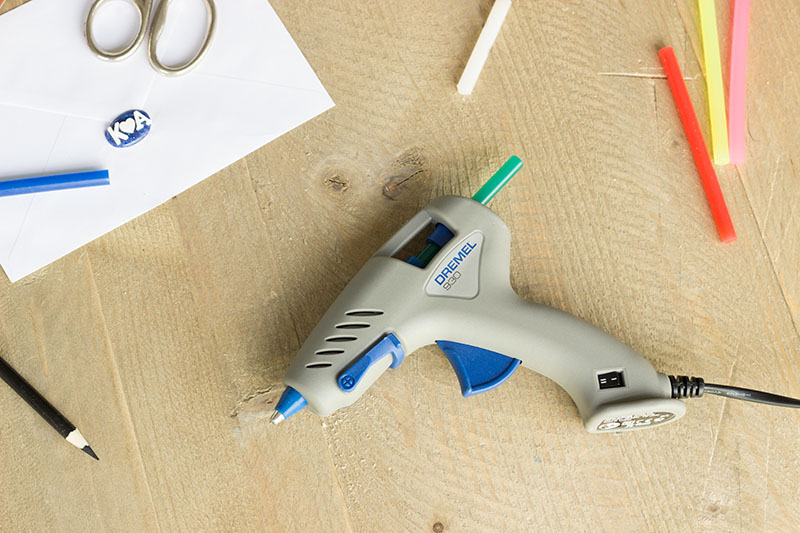 DREMEL RAGASZTÓPISZTOLY